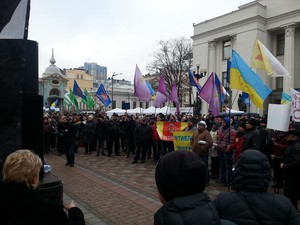 Сегодня предприниматели под стенами Верховной Рады отстаивали свои права