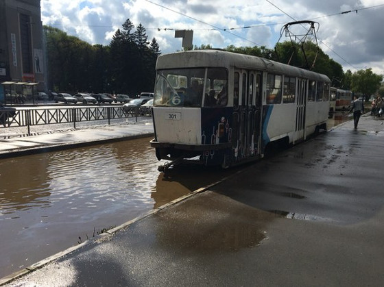 По Харькову поплыли речные трамваи (фото, видео) фото 1