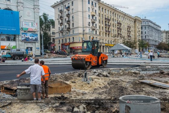 В Харькове завершается реконструкция Павловской площади (ФОТО)