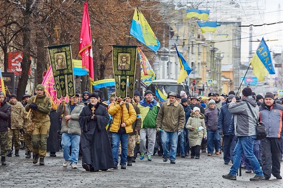 Траурное шествие по центру и митинг в Молодежном парке: как в Харькове почтили память жертв Голодомора фото 1