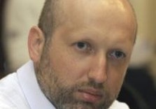 Правительство уполномочило Александра Турчинова согласовывать деятельности НБУ в сфере рефинансирования банков