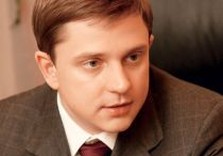 Олесь Довгий предлагает пикетировать Кабмин и ВР