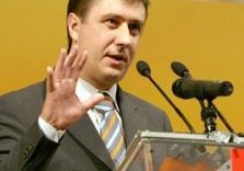 Кириленко организовал непартийное движение