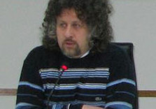Константин Кеворкян издает книгу рецептов околпачивания людей