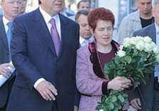 Янукович с женой