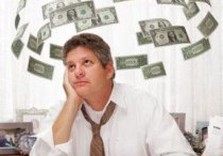 человек мечтает о долларах
