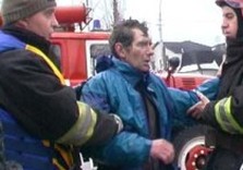 попал под лед