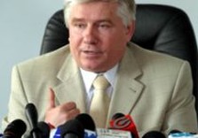 М.Чечетов: Оппозиция сужается с каждым днем