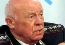 А. Бандурка: Кадровых цунами устраивать не буду