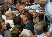 верховная рада депутаты драка