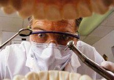 стоматолог 