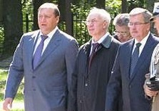 добкин азаров комаровский