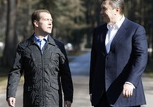 янукович медведев