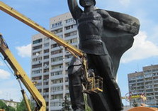 памятник Солдату в Харькове
