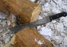 Мужчина использовал мачете в хозяйственный целях