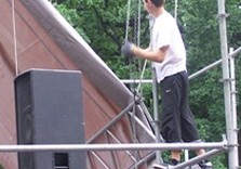 В парке Шевченко разобрали сцену для концерта на День молодежи
