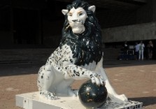 лев скульптура