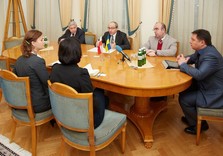 кернес наблюдатели