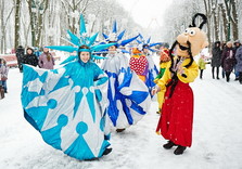 народные гуляния рождество парк горького
