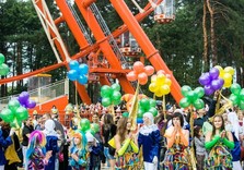 карнавал в парке горького