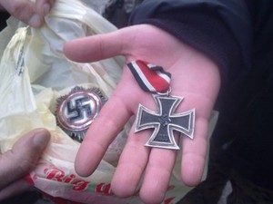 После теракта в Харькове на майдановцев напали настоящие фашисты