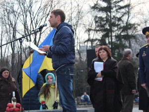 Волонтера Виктора Трубчанова наградили медалью