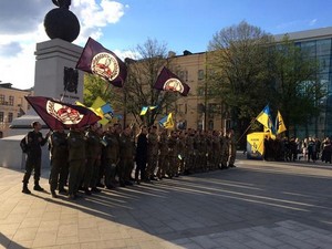 батальон азов площадь конституции харьков