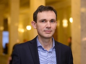Списки кандидатов будут формироваться именно так, чтобы там было не больше 10% людей, которые уже работали депутатами разных уровней