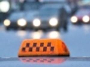 Таксист помог полицейским арестовать вора