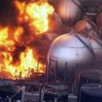 Японская Фукусима накаляет радиационную обстановку