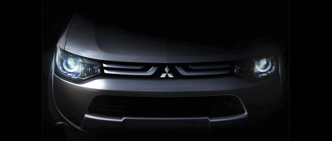 Компания Mitsubishi представила таинственный тизер своего нового концепта, который привезёт на Женевский автосалон. Этим шоу-каром японцы возв