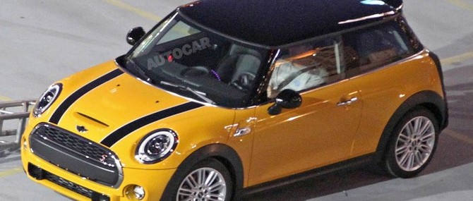 В сети появились шпионские фотографии нового "Mini"