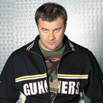 Михаил Пореченков гипнотизирует взглядом