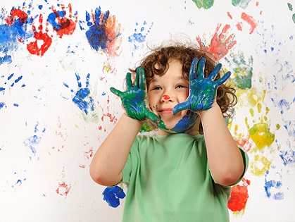 Если ваш ребенок очень активный - найдите ему занятие по душе, которое будет забирать много энэргии